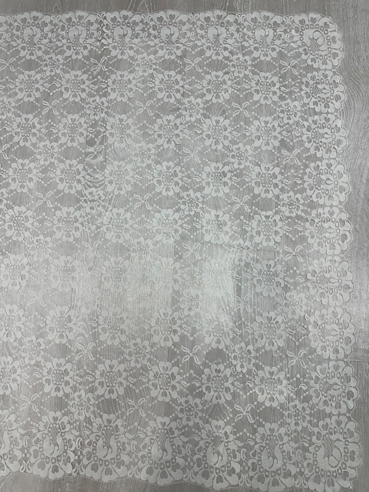 Mantilla española de encaje mediana – 1 x 2,20 m | Modelo 6
