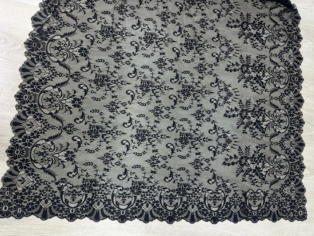 Mantilla española de encaje grande – 1,20 x 2,40 m | Modelo 3