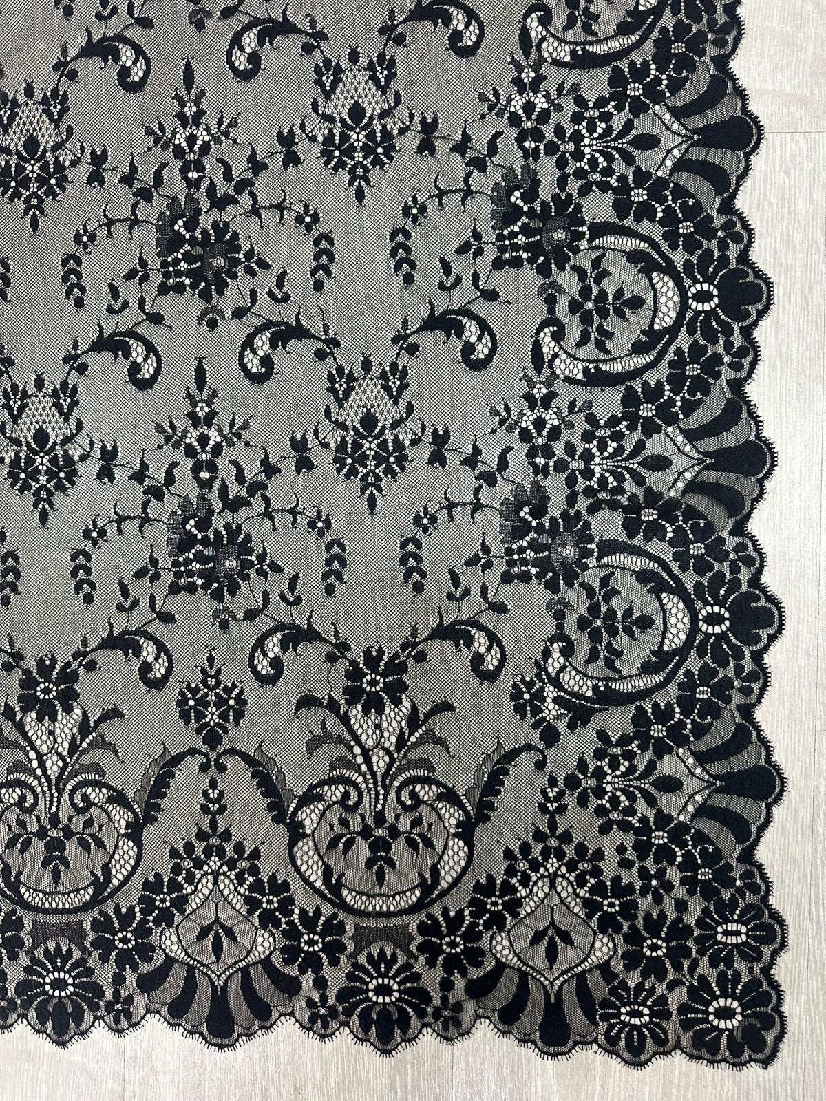 Mantilla española de encaje grande – 1,20 x 2,40 m | Modelo 3