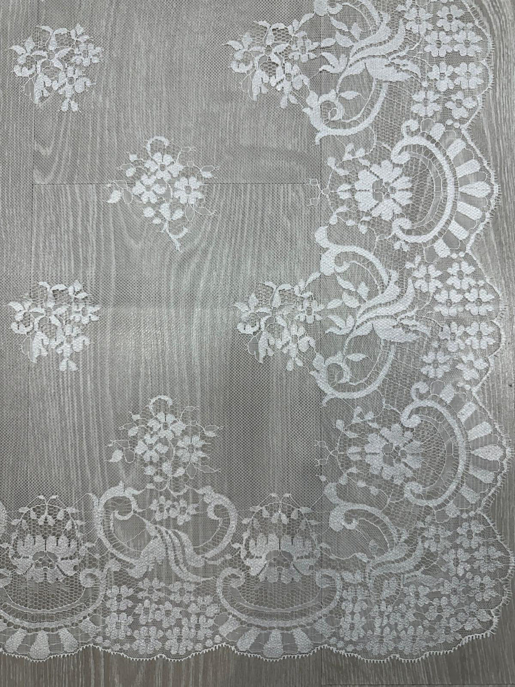 Mantilla española de encaje mediana-Marfil – 1 x 2,20 m | Modelo 17