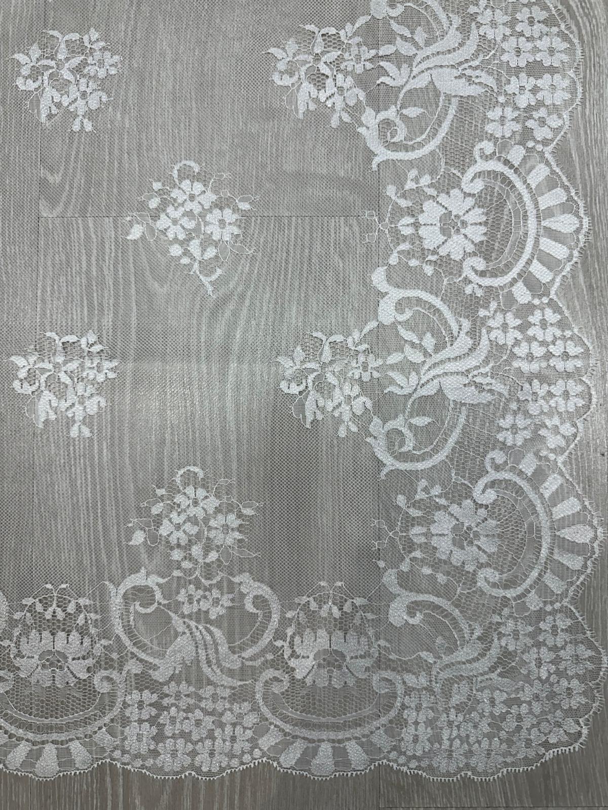 Mantilla española de encaje mediana-Marfil – 1 x 2,20 m | Modelo 17