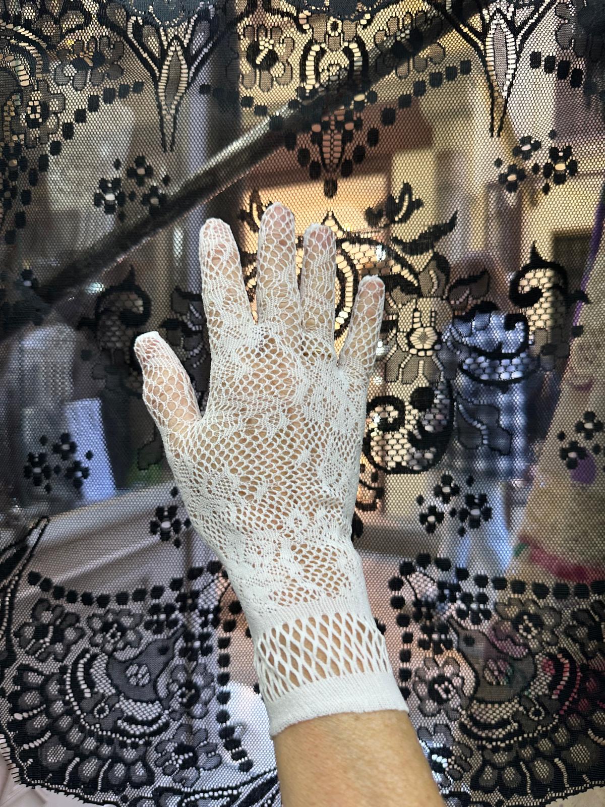 Guantes de encaje blancos-Mantilla