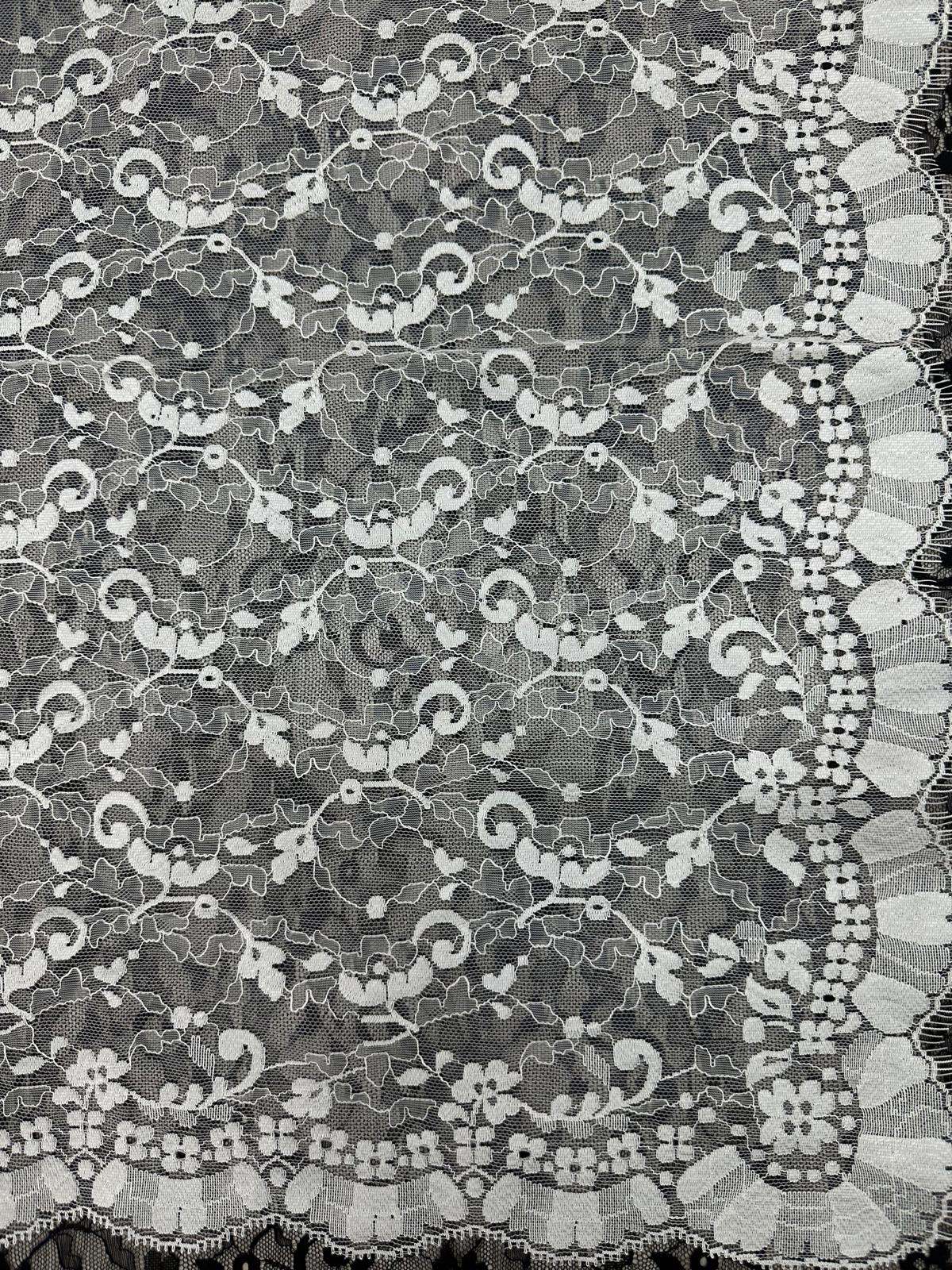 Mantilla de encaje pequeña –Marfil-70 x 170 | Modelo 7