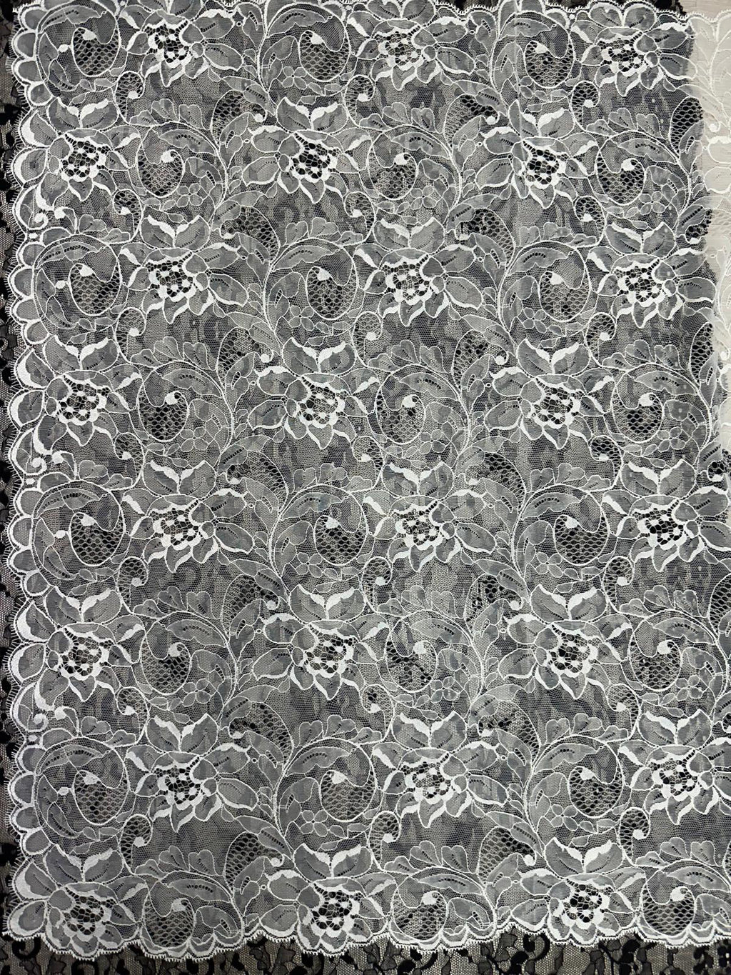 Mantilla de encaje pequeña –Marfil-70 x 180 | Modelo 2