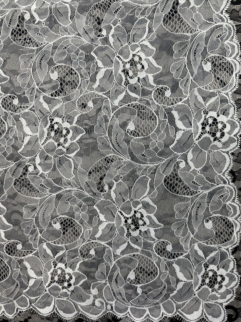 Mantilla de encaje pequeña –Marfil-70 x 180 | Modelo 2