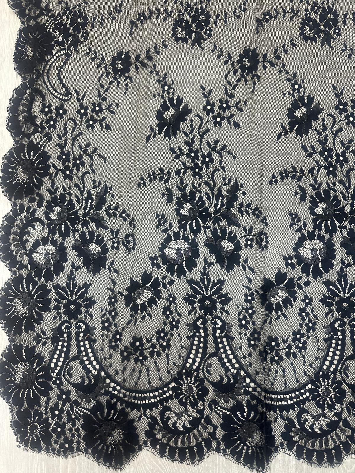 Mantilla española de encaje mediana 1 x 2,20 m | Modelo 25