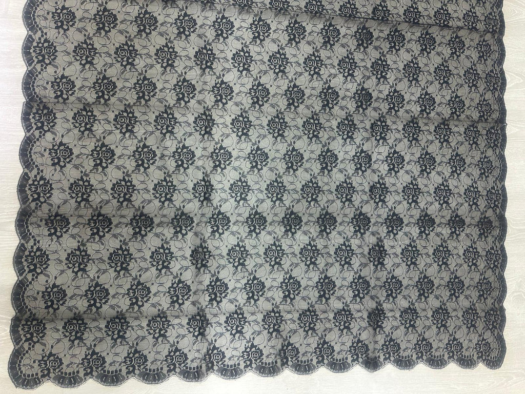 Mantilla de encaje grande 120 x 240 | Modelo 24