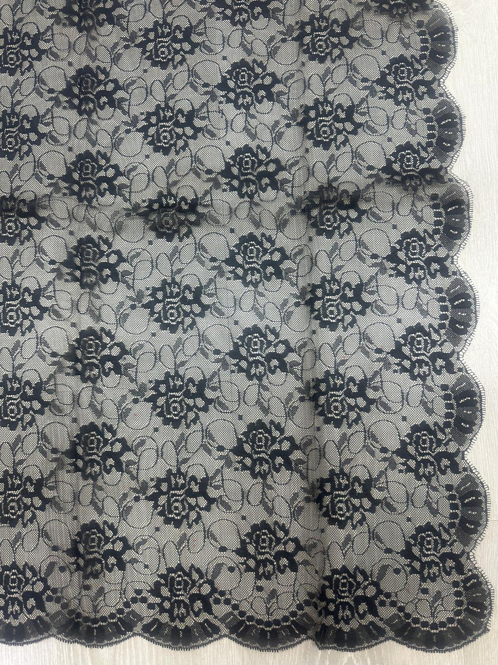 Mantilla de encaje grande 120 x 240 | Modelo 24