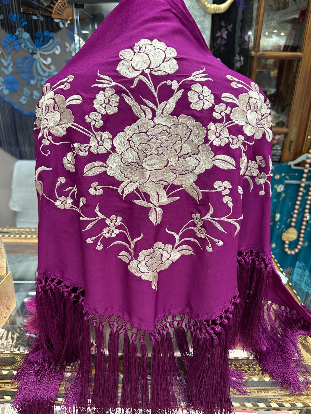 Pico crepé fleco a mano-morado-1,45x 50 |Modelo 21