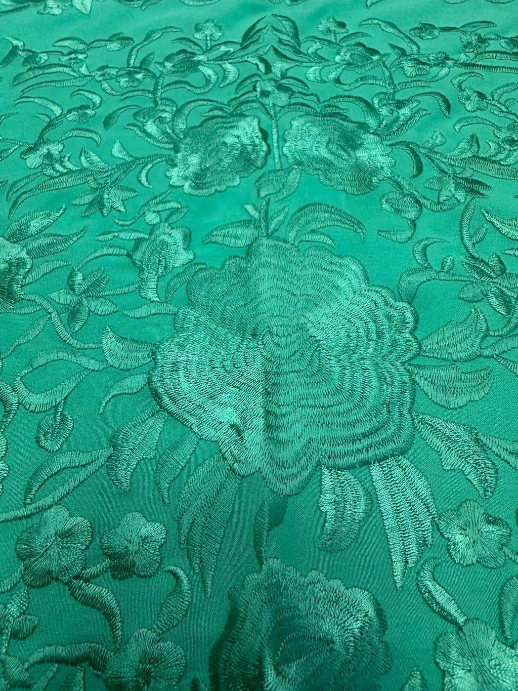 Pico crepé fleco a mano-Verde agua-1,50x 50 |Modelo 68