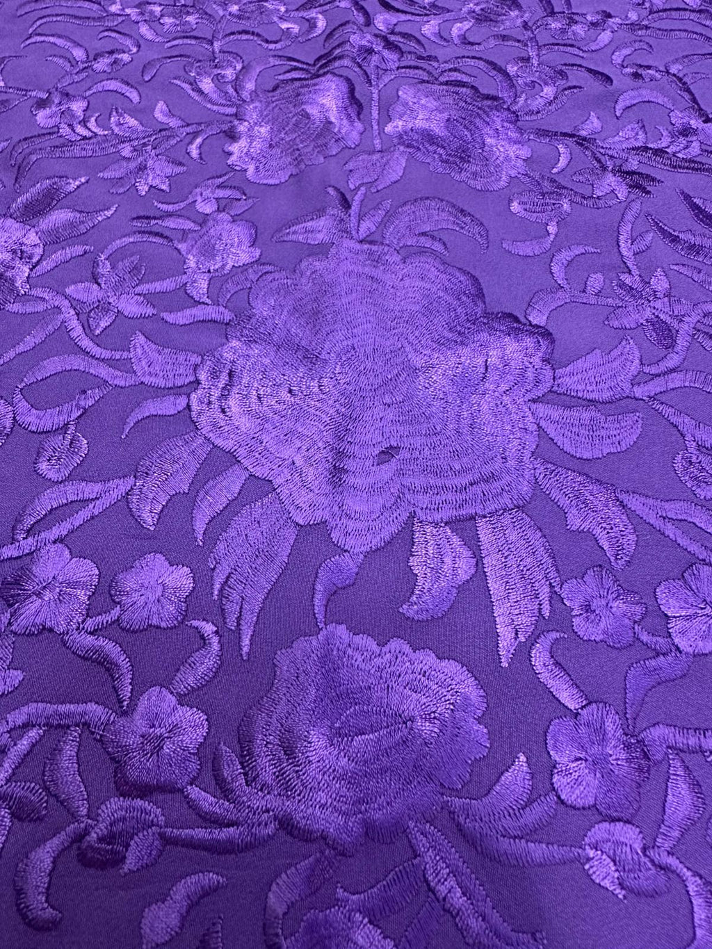 Pico crepé fleco a mano-morado-1,50x 50 |Modelo 71