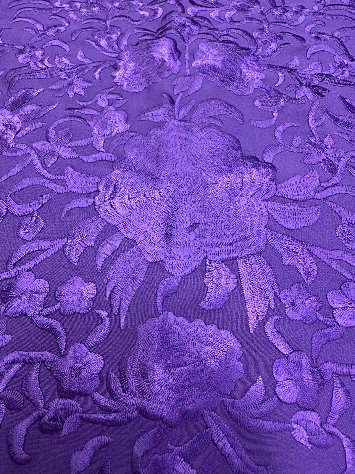 Pico crepé fleco a mano-morado-1,50x 50 |Modelo 71