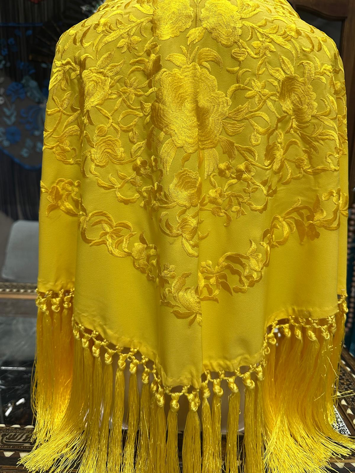 Pico crepé fleco a mano-Amarillo-1,50x 50 |Modelo 72