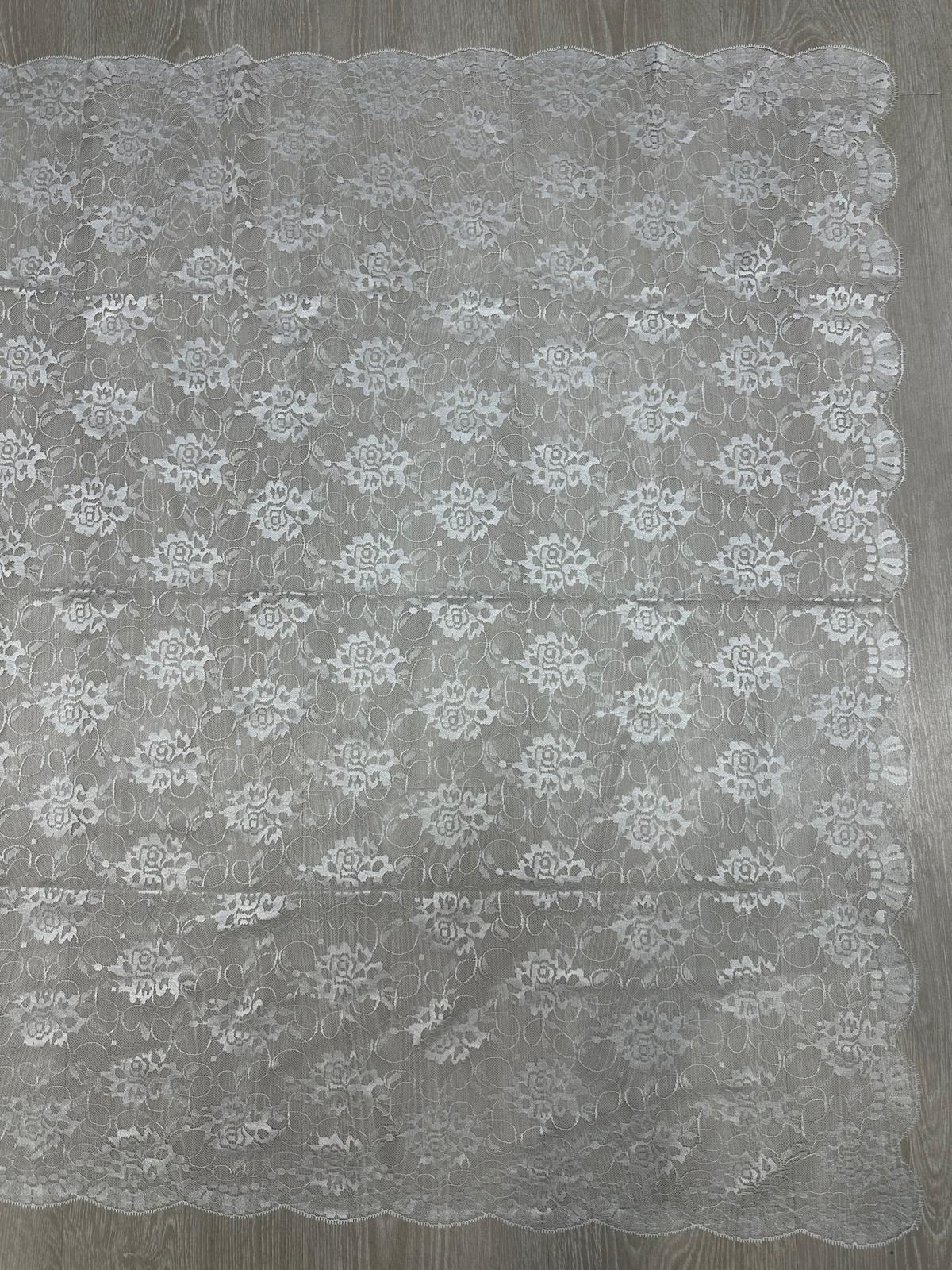 Mantilla española de encaje mediana-Marfil – 1 x 2,20 m | Modelo 15