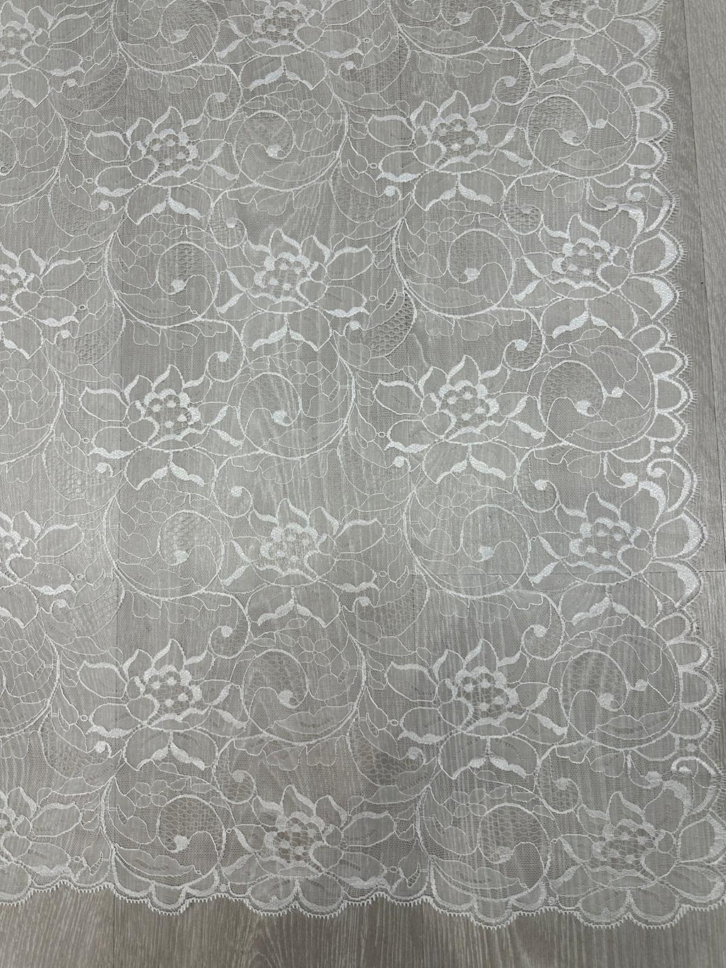 Mantilla española de encaje mediana-Marfil – 90 x 2,20 m | Modelo 14