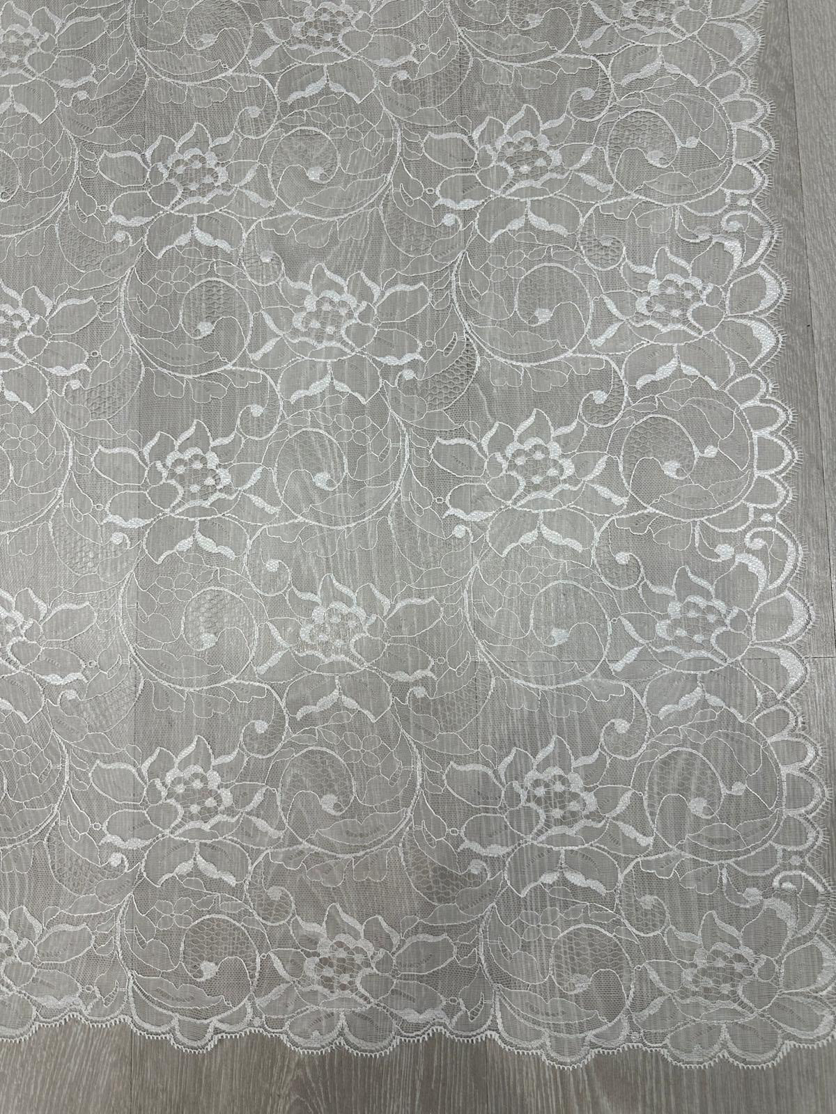 Mantilla española de encaje mediana-Marfil – 90 x 2,20 m | Modelo 14